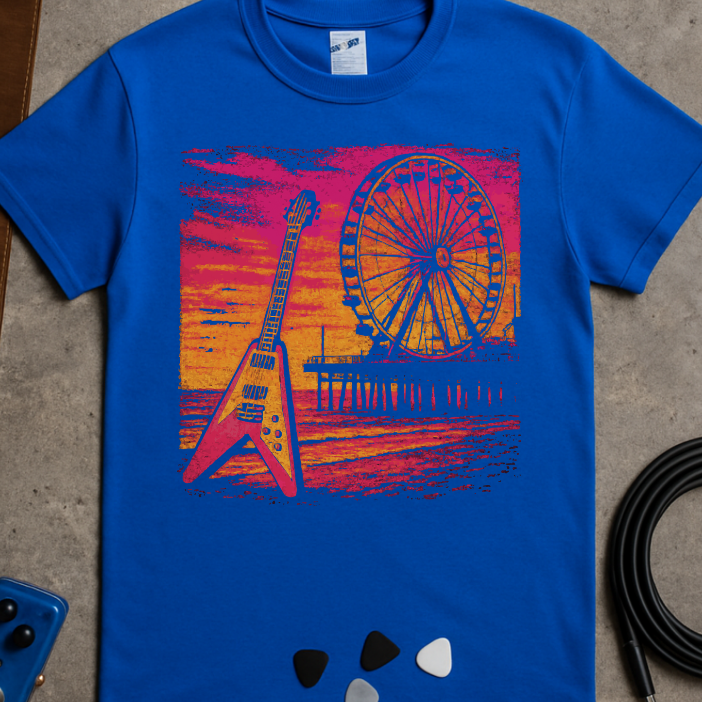 Santa Monica Flying V T-Shirt
